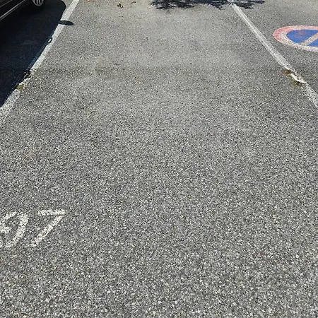 Le Vauban Grand 2 Pieces Parking Αντίμπ