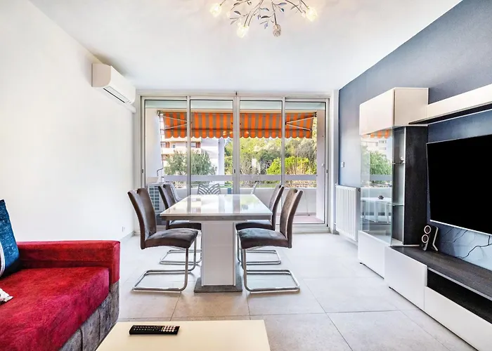 Le Vauban Grand 2 Pieces Parking Сasa de vacaciones *