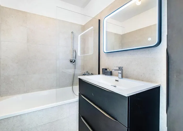 Сasa de vacaciones Le Vauban Grand 2 Pieces Parking