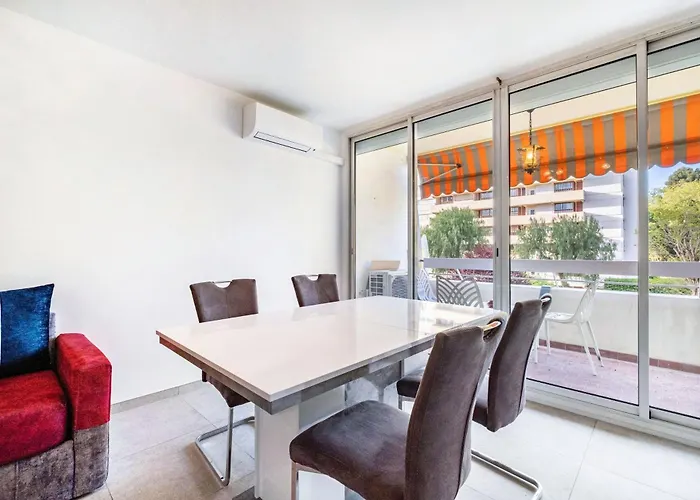 Сasa de vacaciones Le Vauban Grand 2 Pieces Parking *